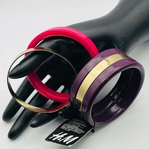 Nice Set of 3 NWT Statement Bangle Bracelets Purple Pink and Gold Tone